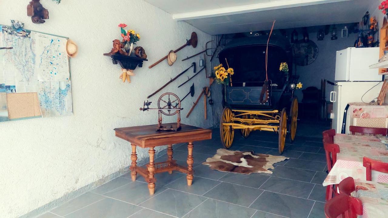 Maison Confortable Avec Vue Sur La Montagne A Charix Ngoại thất bức ảnh